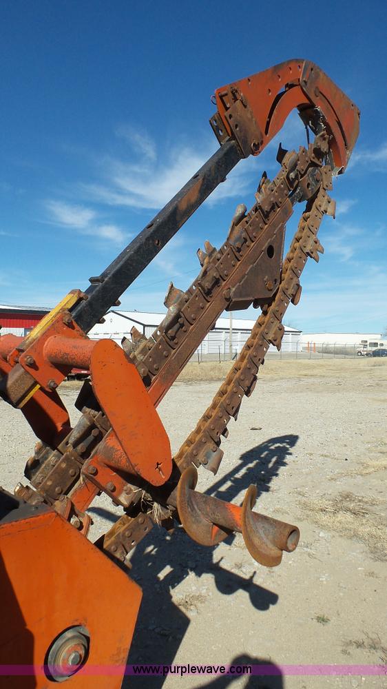 image for item J7278 Ditch Witch 6510 trencher