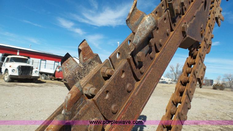 image for item J7278 Ditch Witch 6510 trencher