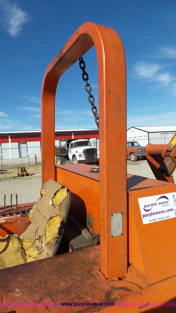 image for item J7278 Ditch Witch 6510 trencher