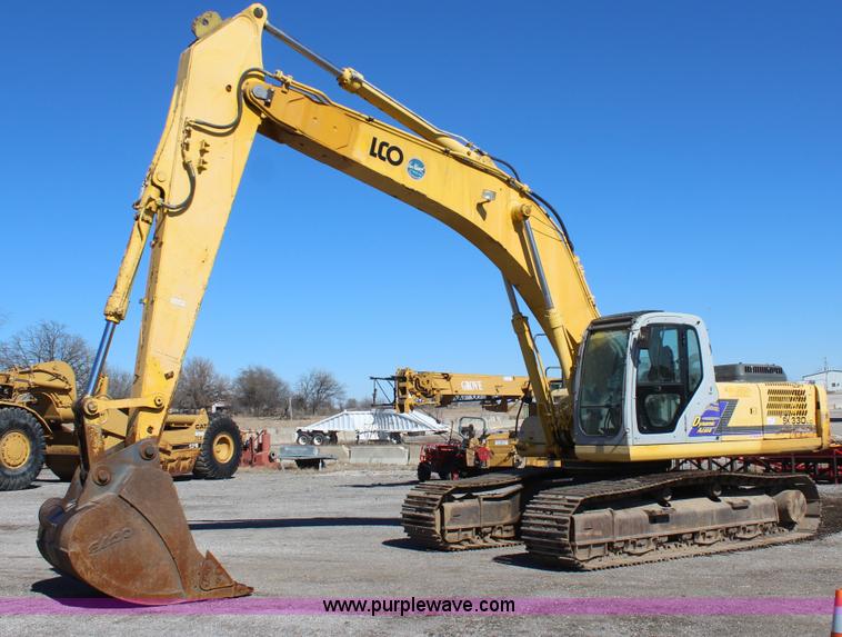 image for item J7561 2005 Kobelco SK330LC excavator