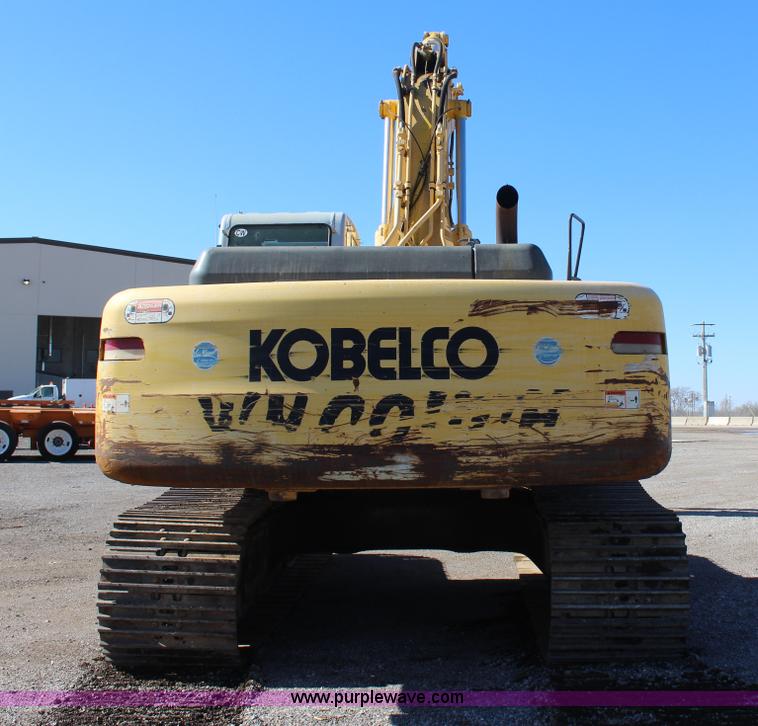 image for item J7561 2005 Kobelco SK330LC excavator
