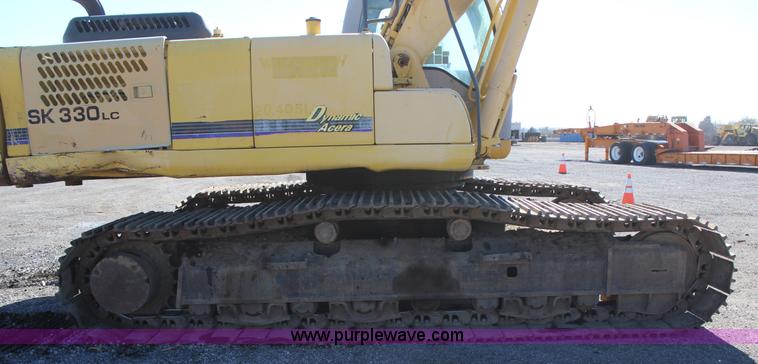 image for item J7561 2005 Kobelco SK330LC excavator