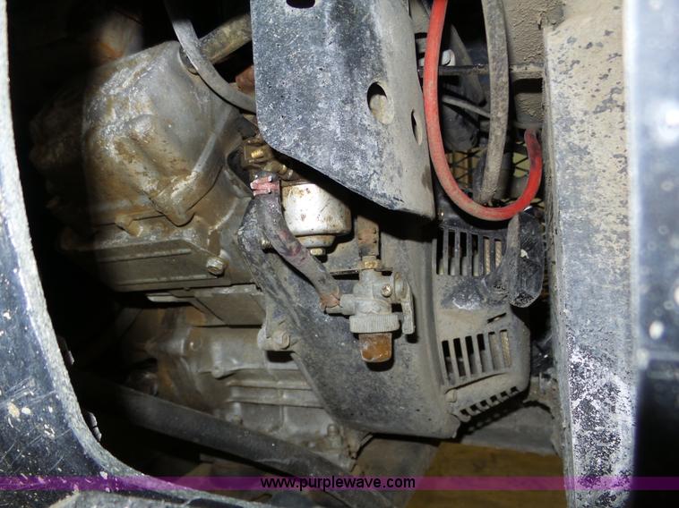 image for item J8877 2006 Somero Copperhead XD 2.0 laser screed