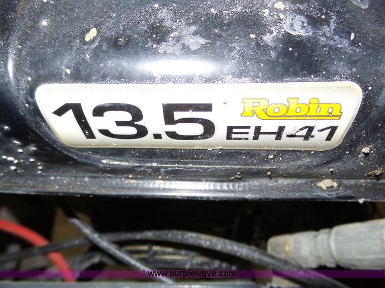 image for item J8877 2006 Somero Copperhead XD 2.0 laser screed