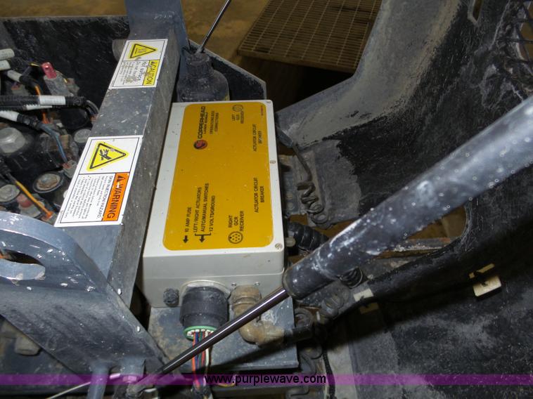 image for item J8877 2006 Somero Copperhead XD 2.0 laser screed