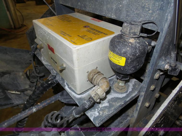 image for item J8877 2006 Somero Copperhead XD 2.0 laser screed