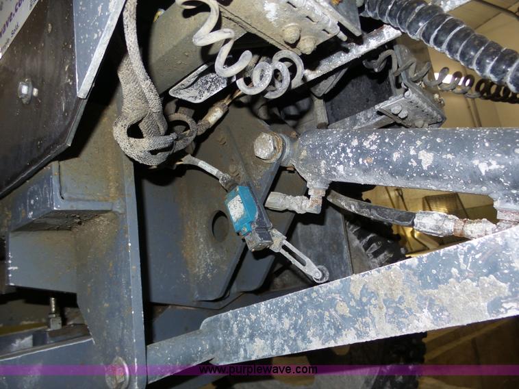 image for item J8877 2006 Somero Copperhead XD 2.0 laser screed