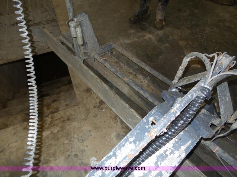 image for item J8877 2006 Somero Copperhead XD 2.0 laser screed