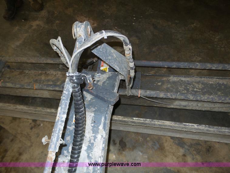 image for item J8877 2006 Somero Copperhead XD 2.0 laser screed