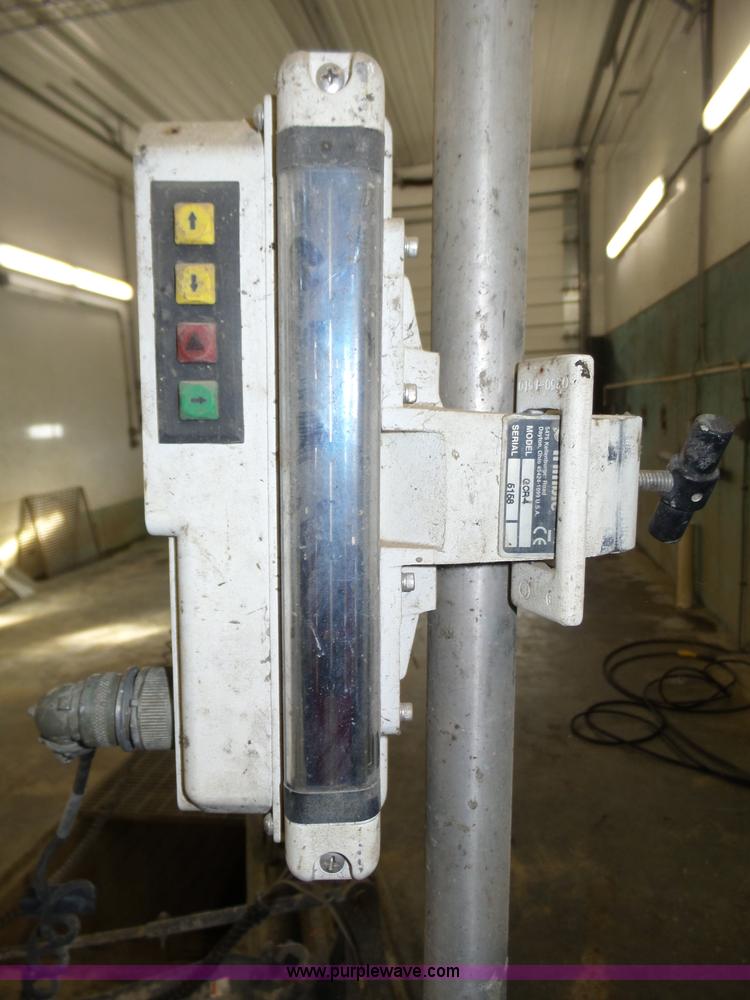 image for item J8877 2006 Somero Copperhead XD 2.0 laser screed