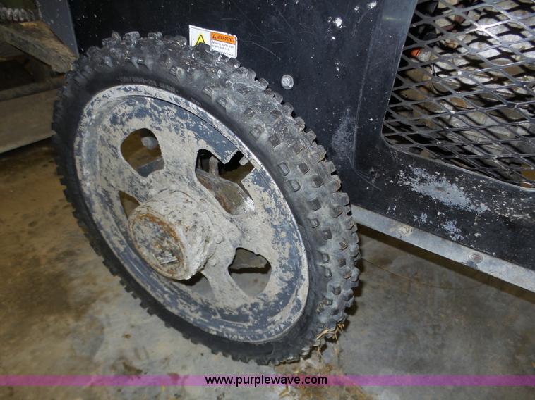 image for item J8877 2006 Somero Copperhead XD 2.0 laser screed