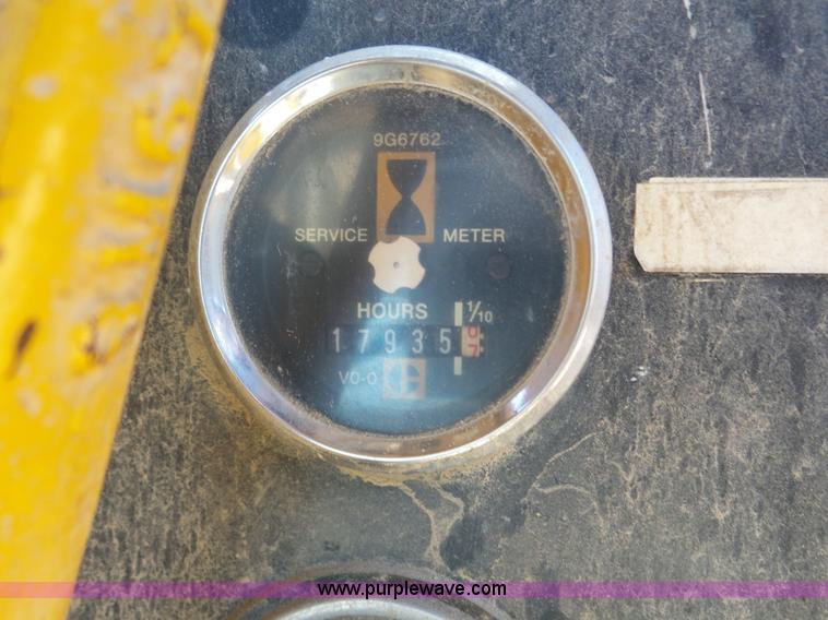 image for item J8879 Caterpillar D6D dozer