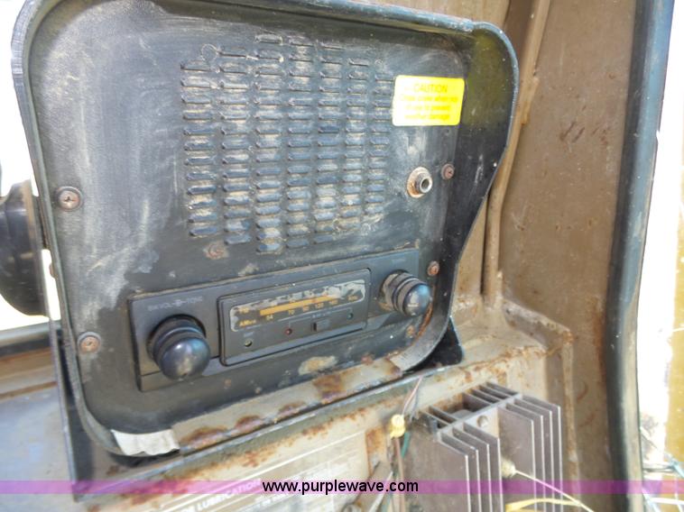 image for item J8879 Caterpillar D6D dozer