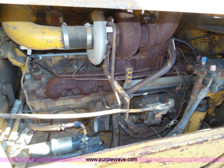 image for item J8879 Caterpillar D6D dozer