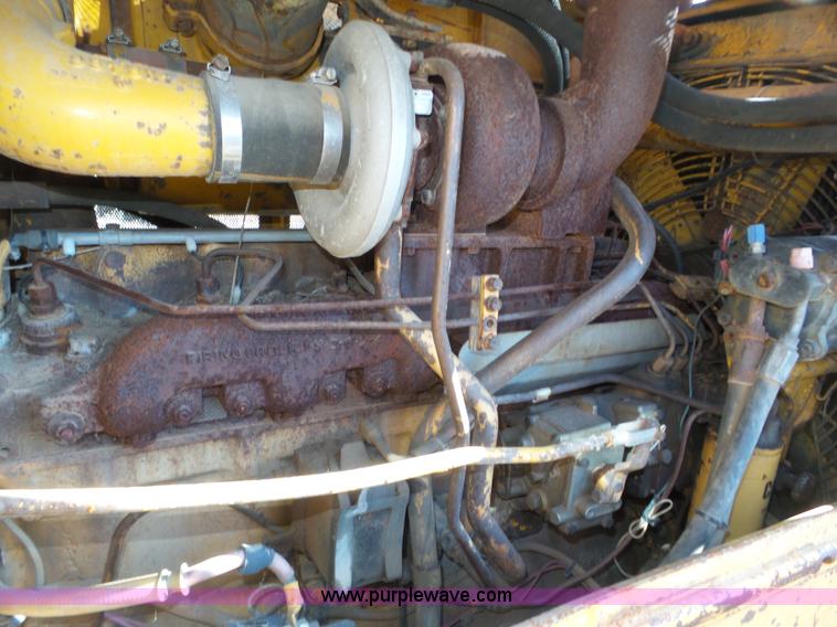 image for item J8879 Caterpillar D6D dozer