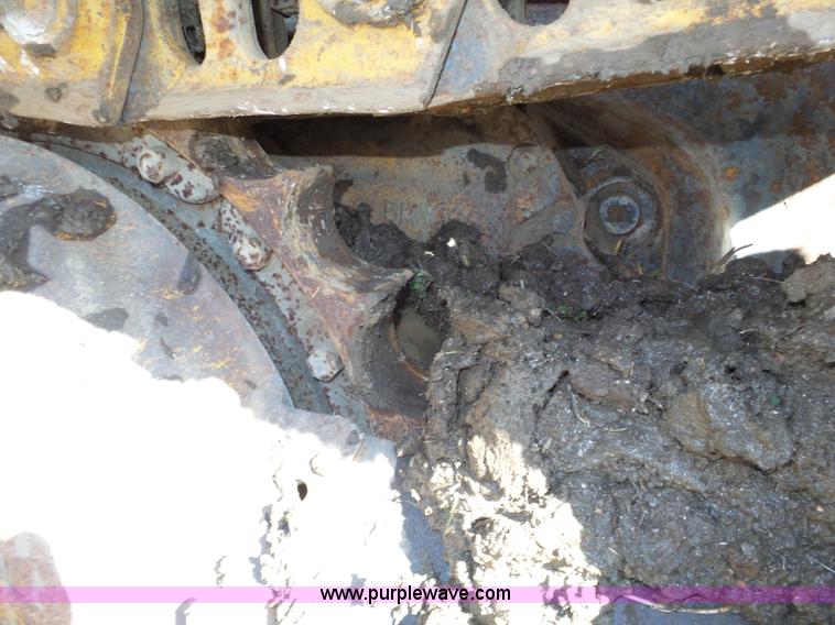 image for item J8879 Caterpillar D6D dozer