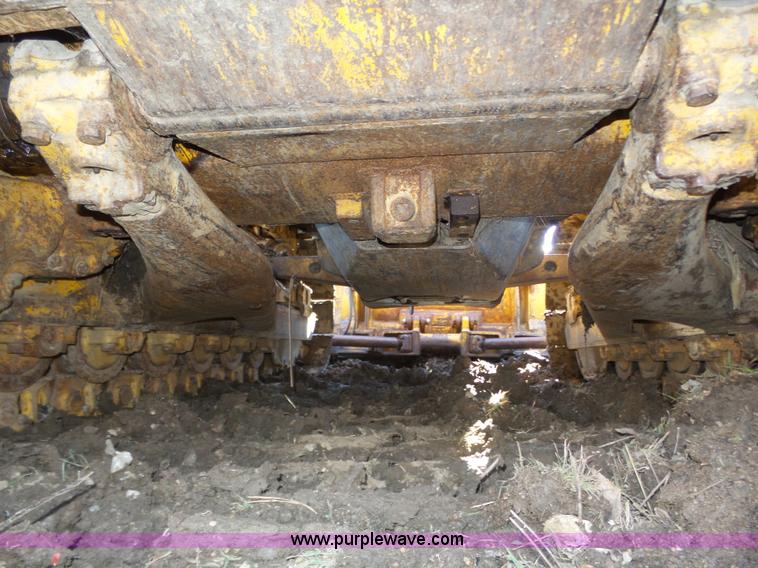 image for item J8879 Caterpillar D6D dozer