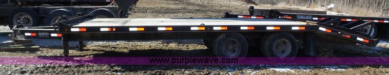 image for item J8910 2000 DCT 12T equipment trailer