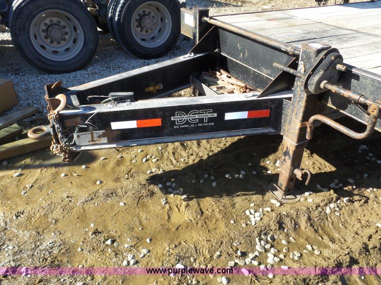image for item J8910 2000 DCT 12T equipment trailer