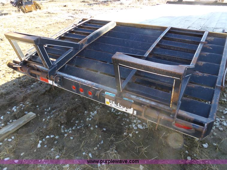 image for item J8910 2000 DCT 12T equipment trailer