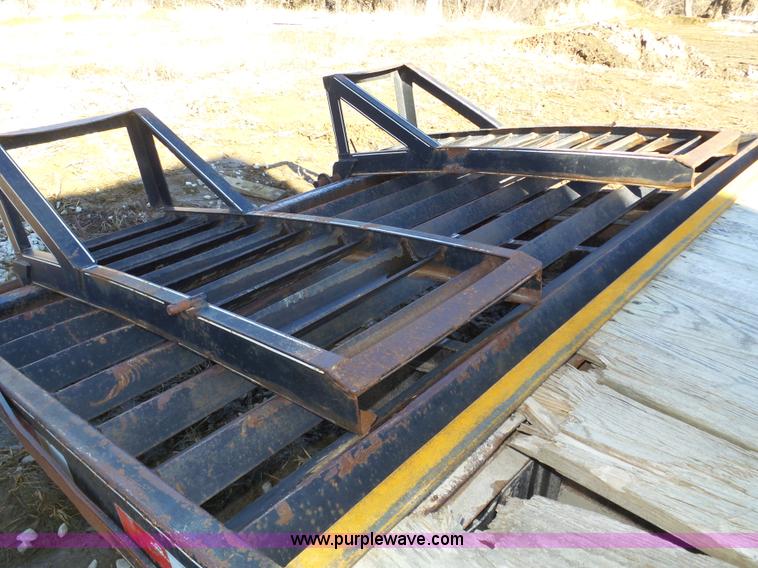 image for item J8910 2000 DCT 12T equipment trailer