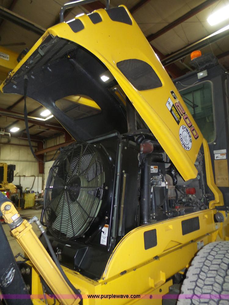 image for item J8915 2006 New Holland G200 motor grader