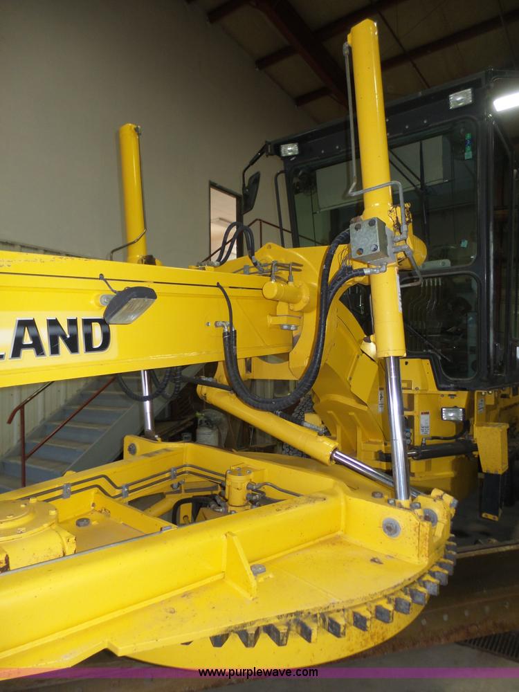 image for item J8915 2006 New Holland G200 motor grader