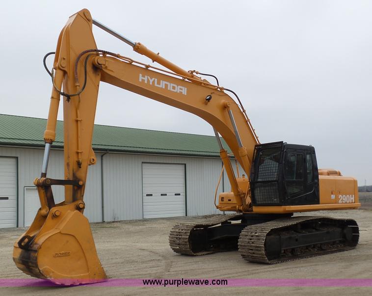 image for item K1304 2004 Hyundai 290 LC-7 excavator