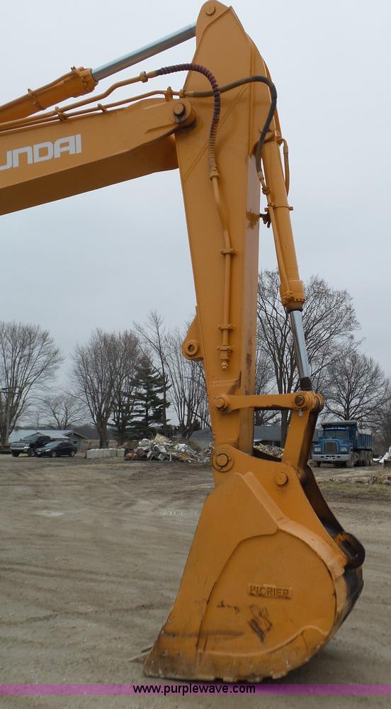 image for item K1304 2004 Hyundai 290 LC-7 excavator