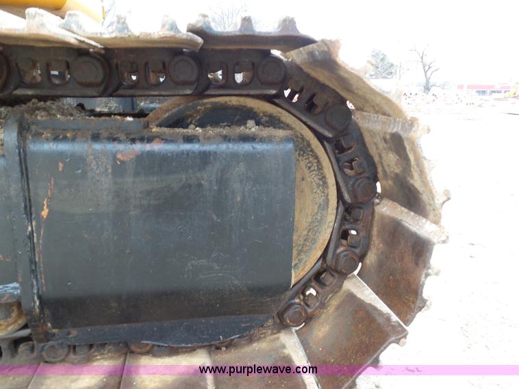 image for item K1304 2004 Hyundai 290 LC-7 excavator
