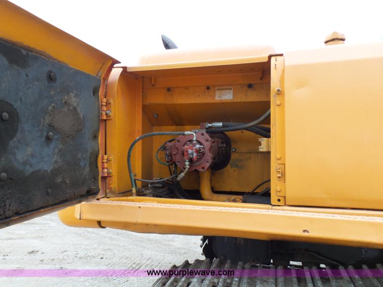 image for item K1304 2004 Hyundai 290 LC-7 excavator