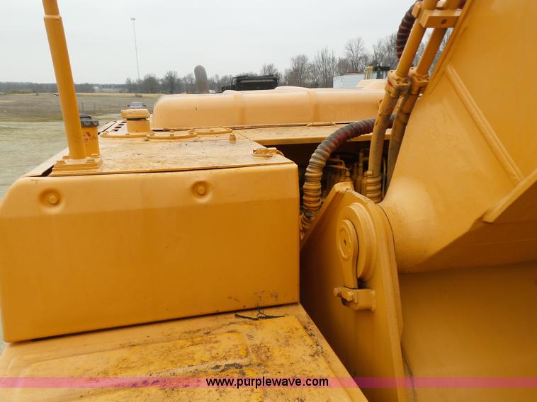 image for item K1304 2004 Hyundai 290 LC-7 excavator