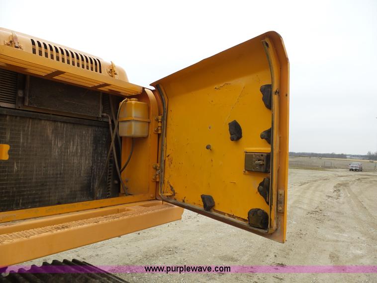 image for item K1304 2004 Hyundai 290 LC-7 excavator