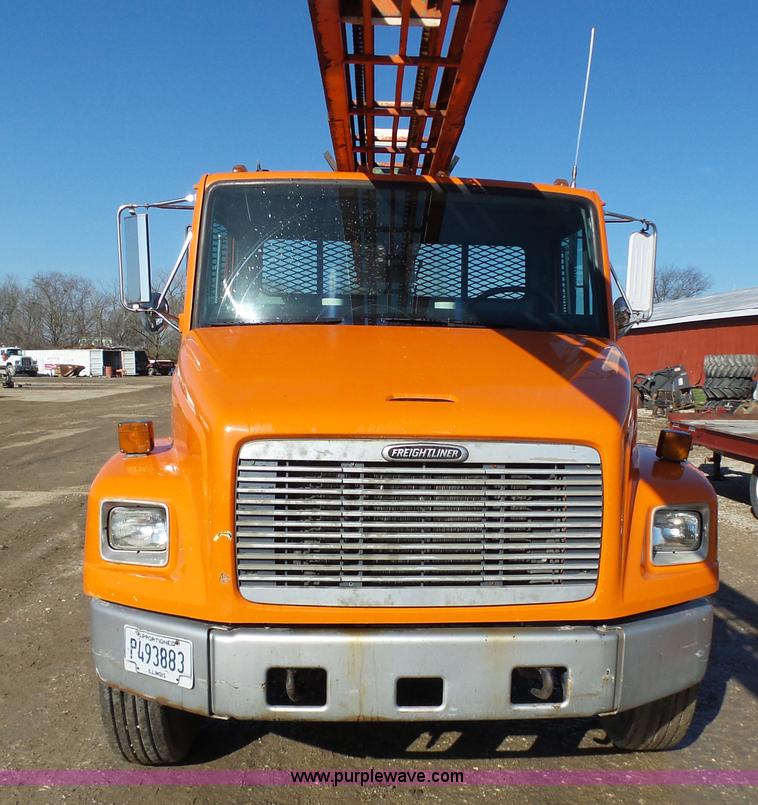 image for item K1312 1998 Freightliner FL70 flatbed truck