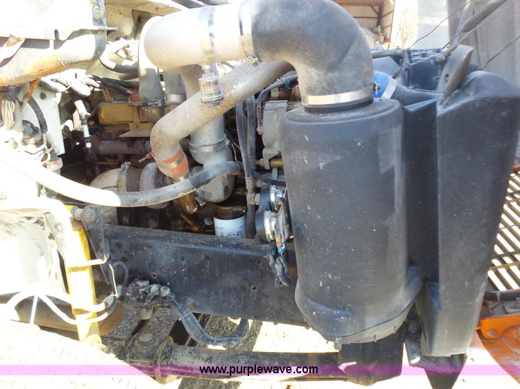 image for item K1312 1998 Freightliner FL70 flatbed truck