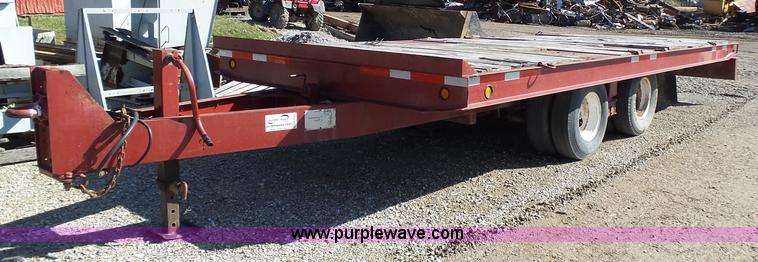 image for item K1313 2001 Miller 0T610 tilt deck trailer