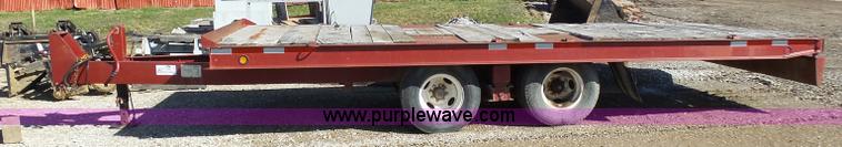 image for item K1313 2001 Miller 0T610 tilt deck trailer