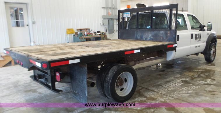 image for item K3493 2007 Ford F550 Super Duty Crew Cab flatbed truck