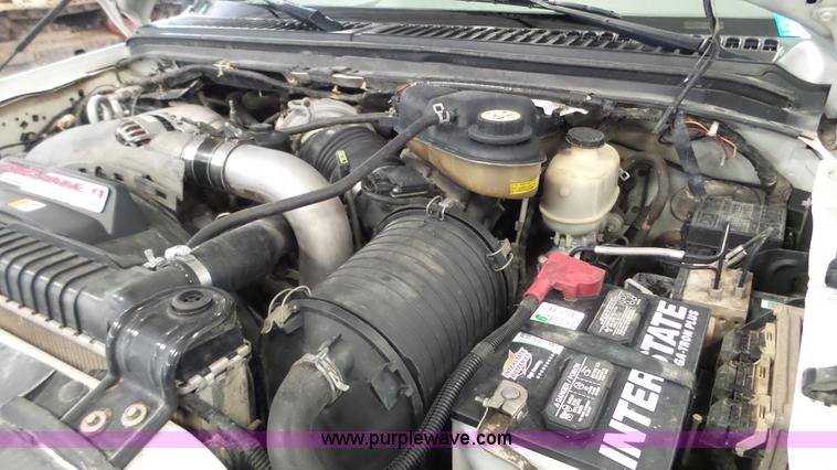 image for item K3493 2007 Ford F550 Super Duty Crew Cab flatbed truck