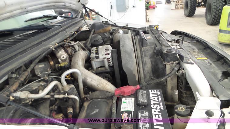 image for item K3493 2007 Ford F550 Super Duty Crew Cab flatbed truck