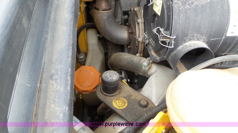 image for item K3494 2013 John Deere 332E skid steer