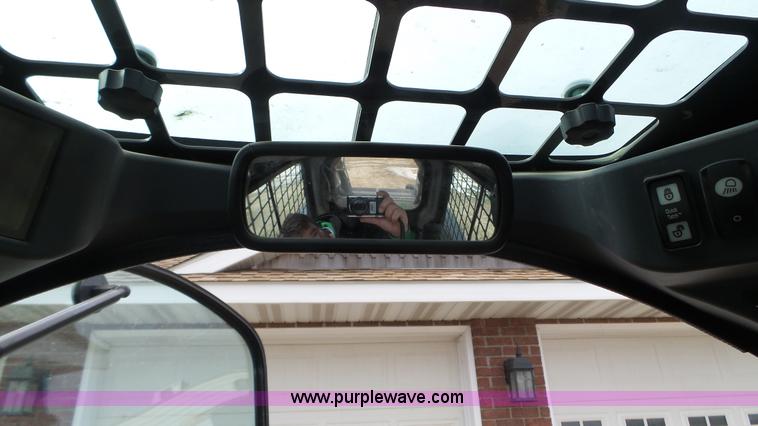 image for item K3494 2013 John Deere 332E skid steer