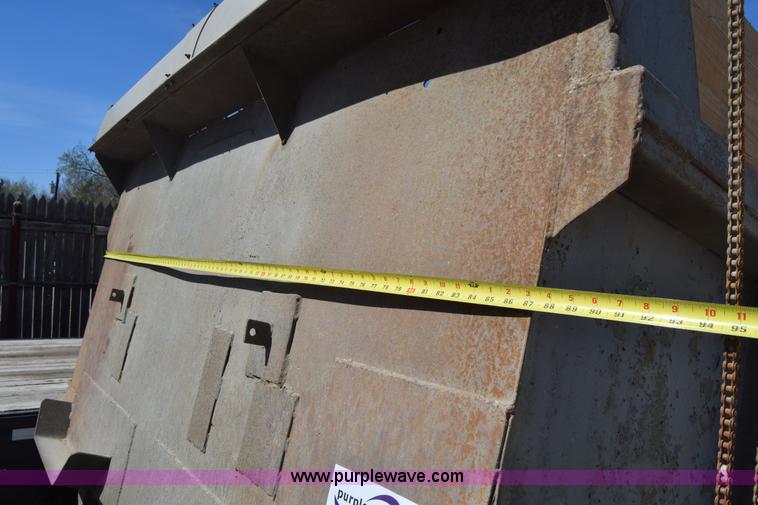 image for item K4338 Dump bed