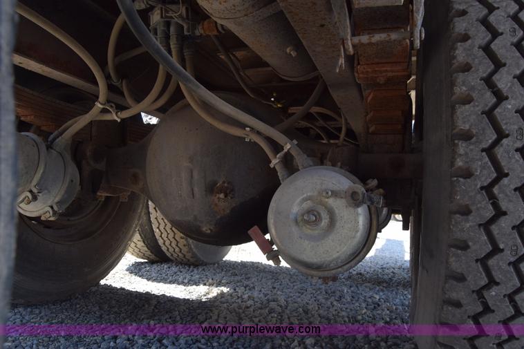 image for item K4340 1993 shop built pup trailer