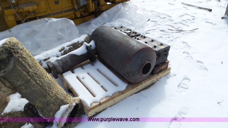 image for item K4587 Caterpillar G398 generator