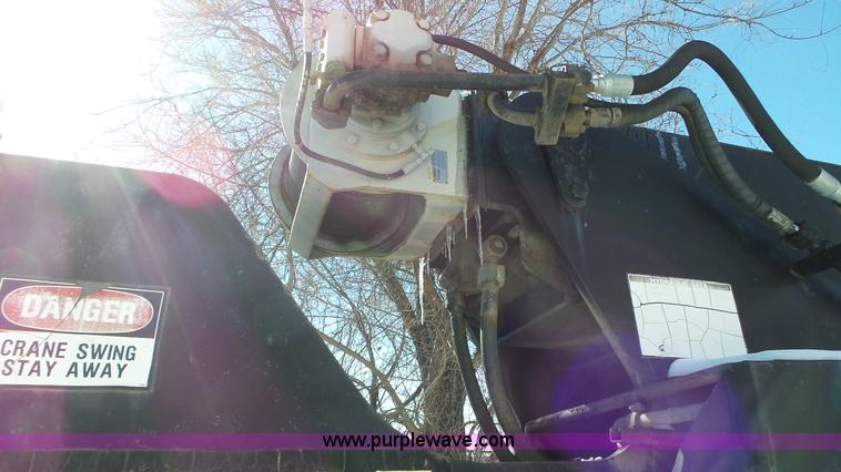 image for item K4588 P & H Omega 20 crane