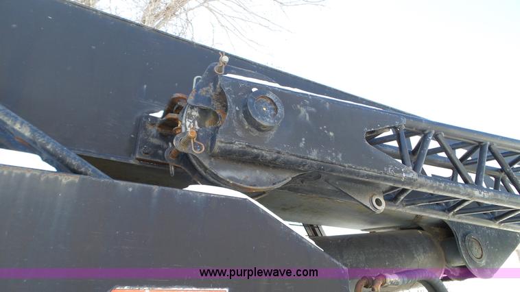 image for item K4588 P & H Omega 20 crane