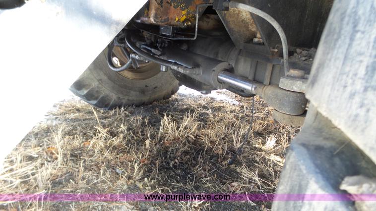 image for item K4588 P & H Omega 20 crane