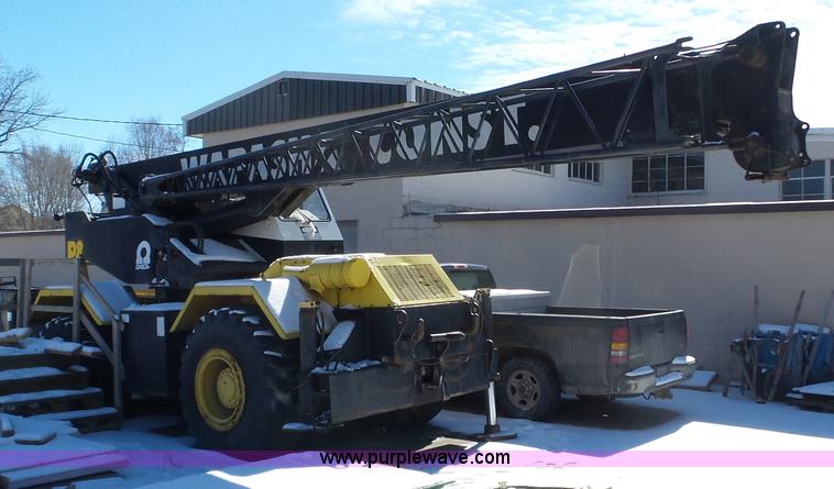 image for item K4589 P & H Omega 20 crane