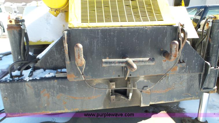 image for item K4589 P & H Omega 20 crane